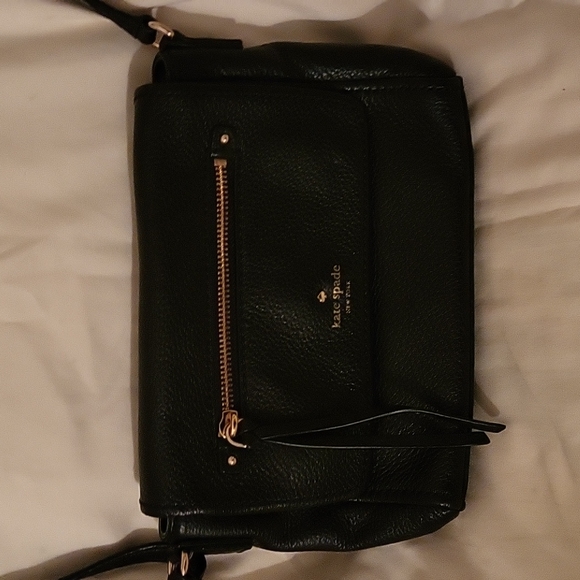 Kate spade black leather crossbody with matching wallet - Picture 3 of 9